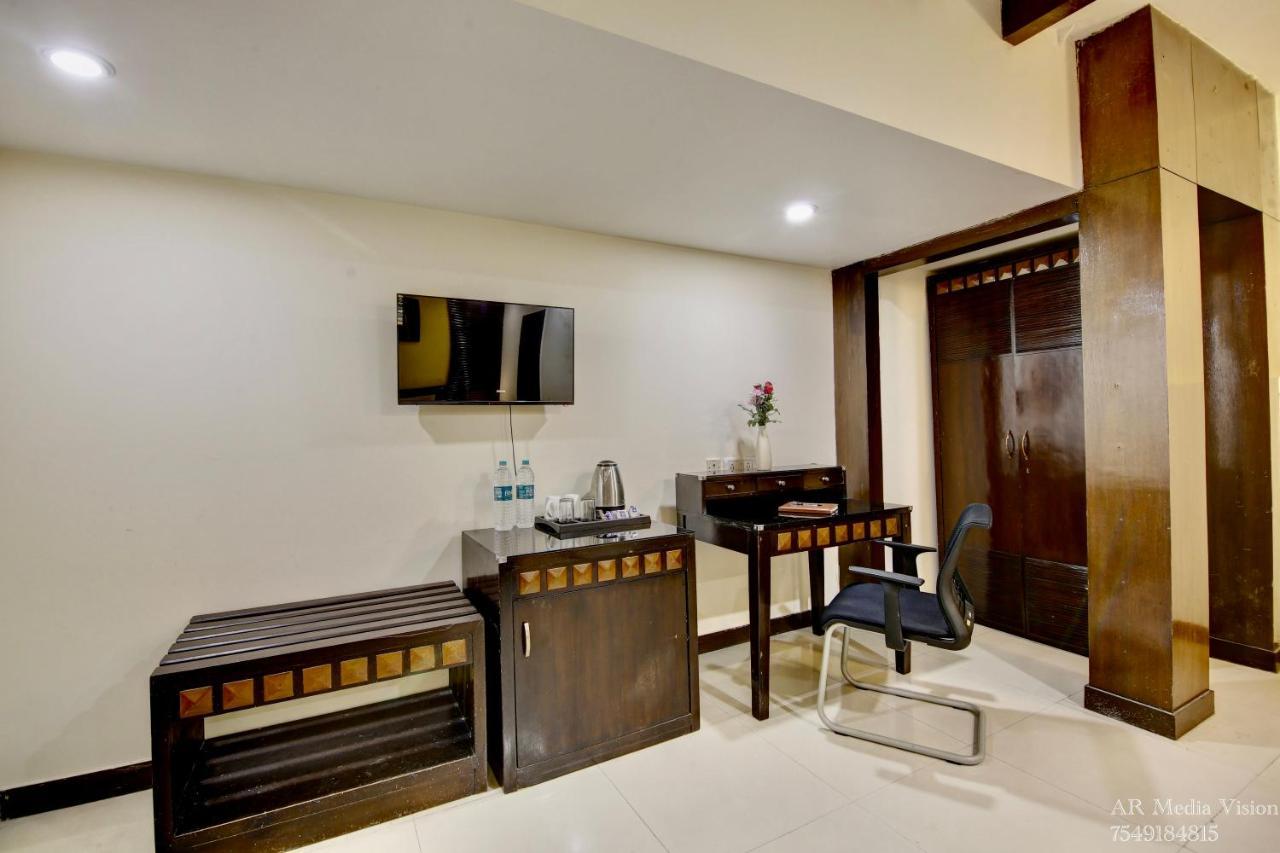 Lime Stays B&B Gk-2 At Greater Kailash Metro South Delhi Nearby Saket Select City New Delhi Buitenkant foto