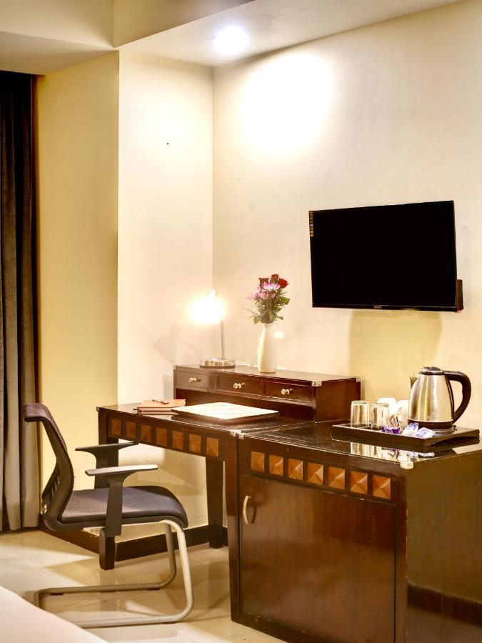 Lime Stays B&B Gk-2 At Greater Kailash Metro South Delhi Nearby Saket Select City New Delhi Buitenkant foto